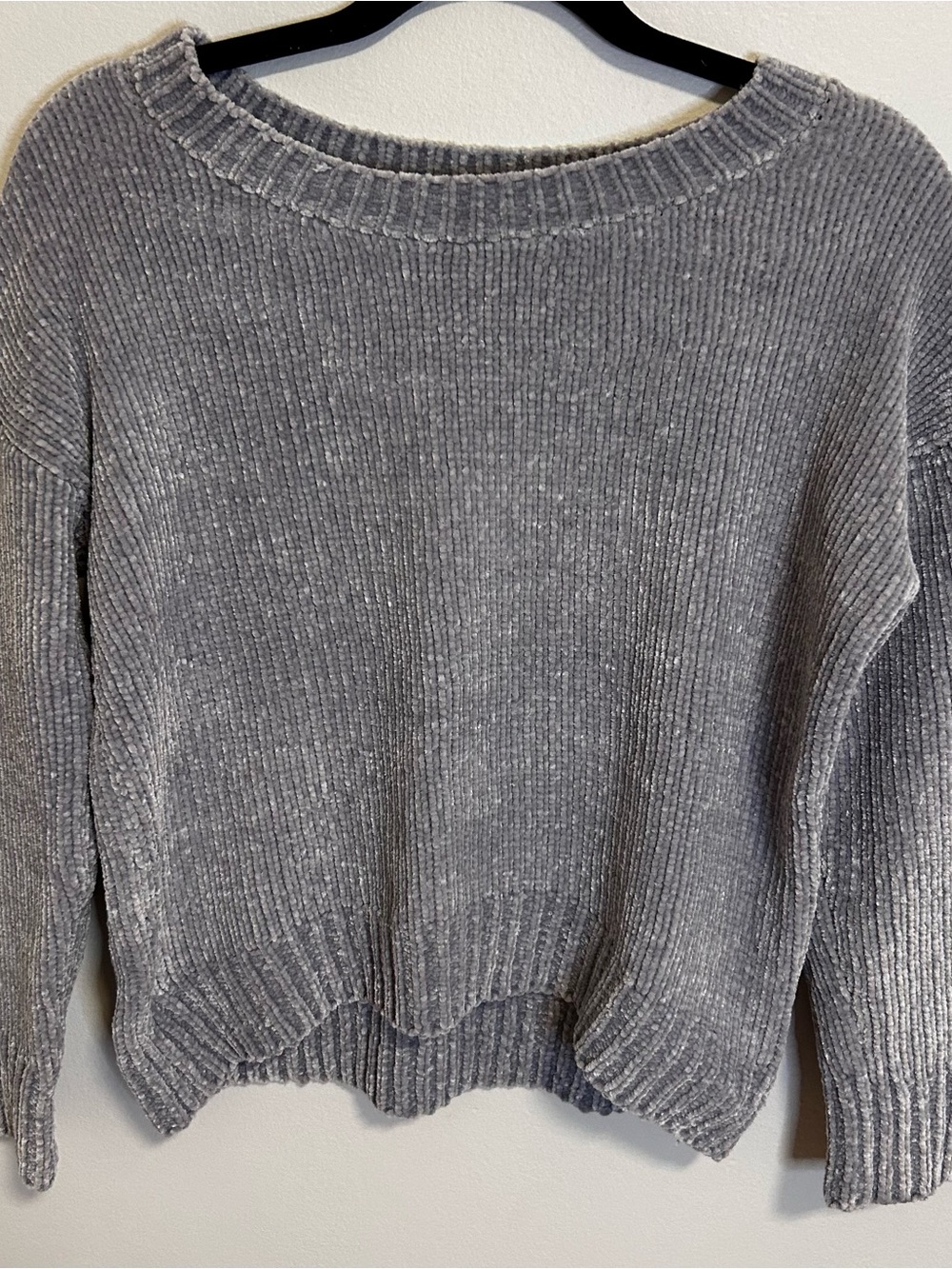 GAP Silver-Gray Ribbed Chenille Crewneck Sweater